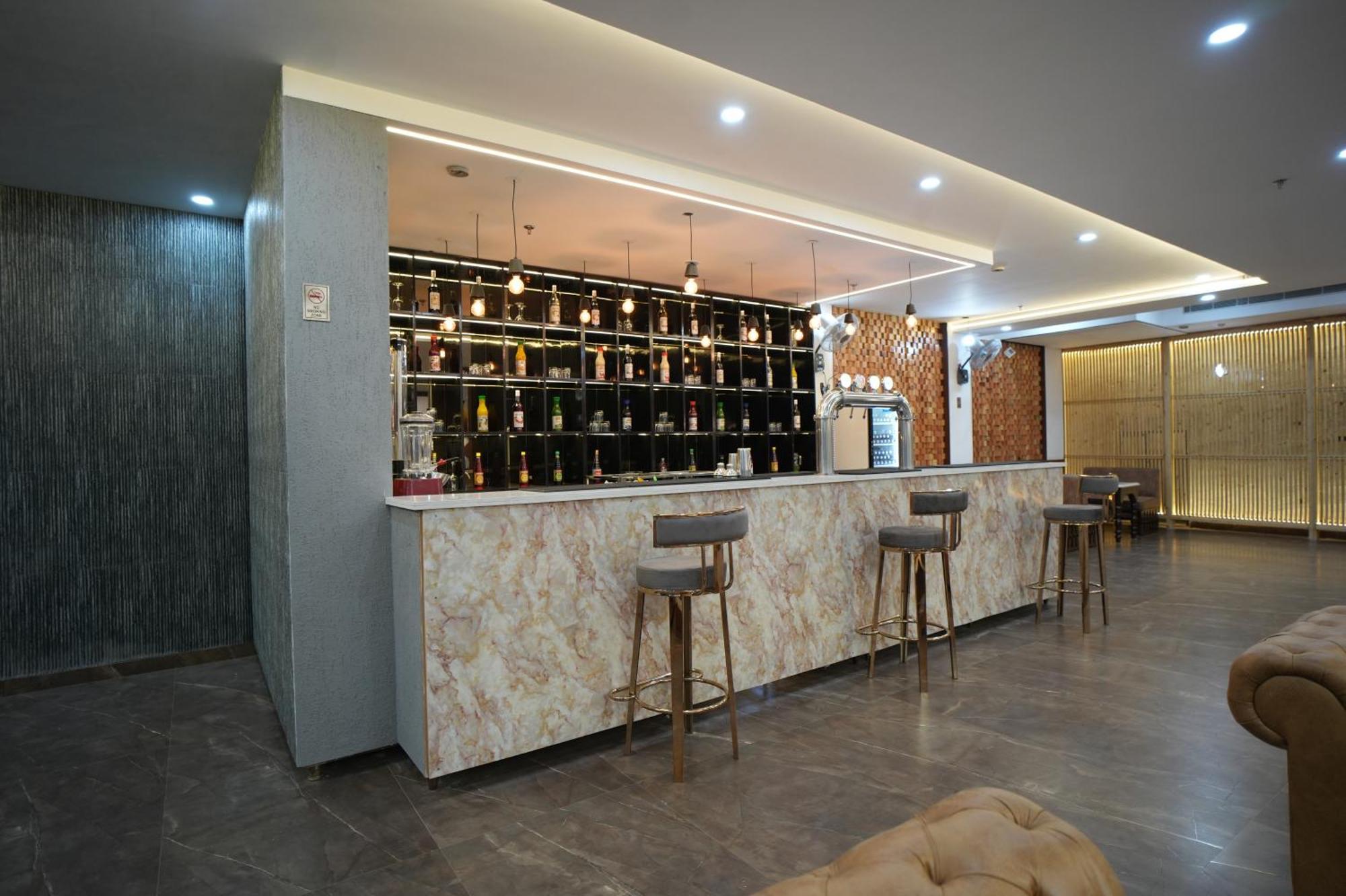 Hotel Seven Star Durg Exterior foto